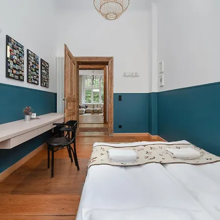 Apartment Vintage Z Dwiema Sypialniami W Poblizu Centrum Wroclawia By Renters Prestige