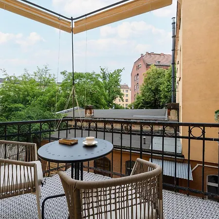 Vintage Z Dwiema Sypialniami W Poblizu Centrum Wroclawia By Renters Prestige * 브로츠와프